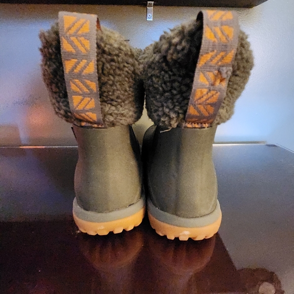 Women's LL Bean Winter Boot Size 8 - Picture 3 of 7